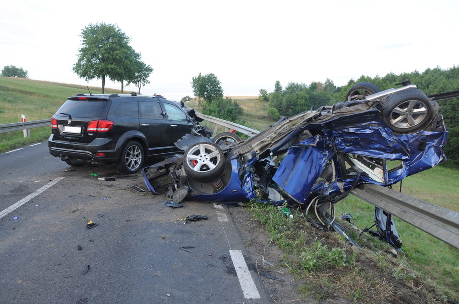 Tragiczny wypadek w Brdowie Nie żyje 5 młodych ludzi