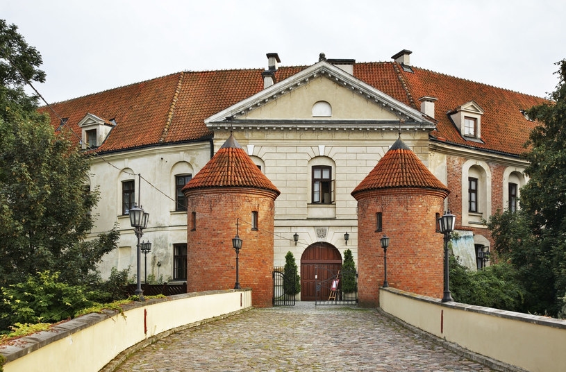 Zamek biskupów w Pułtusku /123/RF PICSEL