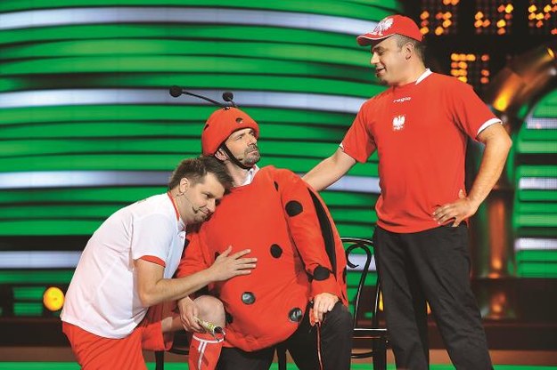 Wielka moc śmiechu. Dzięki Bogu już weekend - Kabaret Młodych Panów Żartowali z naszej reprezentacji przed Euro 2012. Teraz zajmą się m.in. meczem Polska-Ukraina. /Reporter SP.z o.o.