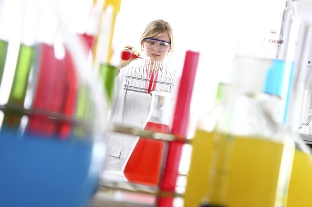 Matura z chemii 2015: Arkusze i rozwiązania dla liceum zdj. ilustracyjne/ źródło: imago stock&people /East News