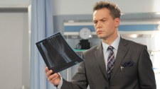 Żebrowski błyszczy w serialu