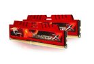 Zestaw pamięci DDR3 o pojemności 4 GB i nominalnej częstotliwości 1600 MHz. Zapewnia dobrą wydajność, bo cechuje się krótkimi timingami oraz podatnością na podkręcanie (do 1980 MHz bez potrzeby zwiększania napięcia zasilania powyżej 1,5 V).