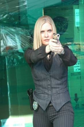 Zdjęcie ilustracyjne CSI: Kryminalne zagadki Miami odcinek 13 "Mój syn Caine"