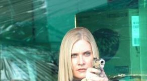 Zdjęcie ilustracyjne CSI: Kryminalne zagadki Miami odcinek 18 "Klapki na oczach"