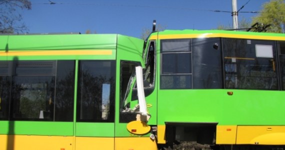 15 osób zostało rannych w zderzeniu tramwajów w Poznaniu. Do wypadku doszło na trasie Poznańskiego Szybkiego Tramwaju. Ranni zostali przetransportowani do szpitali na obserwację.
