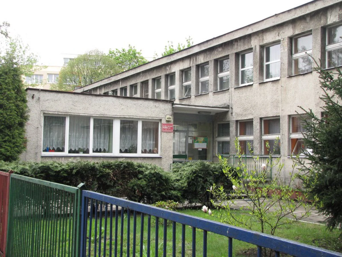 Szczecińska prokuratura przesłucha dziś pracowników żłobka, w którym wczoraj zmarł półtoraroczny chłopczyk. Do tragedii doszło, gdy dziecko spało. Opiekunkę zaniepokoiło, że malec nie oddycha. Wezwała pogotowie, ale na pomoc było już za późno.