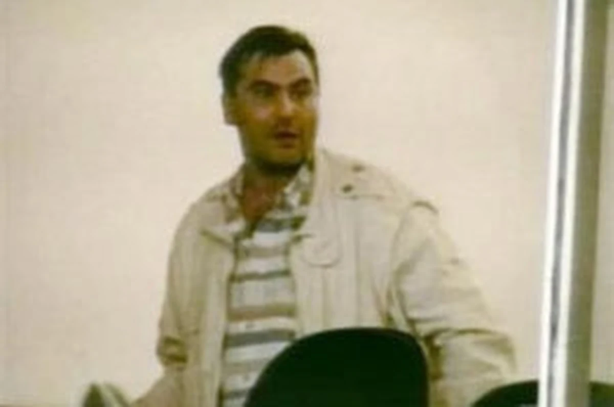 Rząd kanadyjskiej prowincji Kolumbia Brytyjska postanowił wznowić dochodzenie w sprawie policjantów, którzy użyli paralizatorów przyczyniając się do śmierci Roberta Dziekańskiego. Decyzję podjęto tuż po publikacji raportu emerytowanego sędziego Thomasa Braidwooda. Komisja pracująca pod jego kierownictwem uznała, że użycie tasera wobec Polaka, w październiku 2007 roku, było nieuzasadnione.