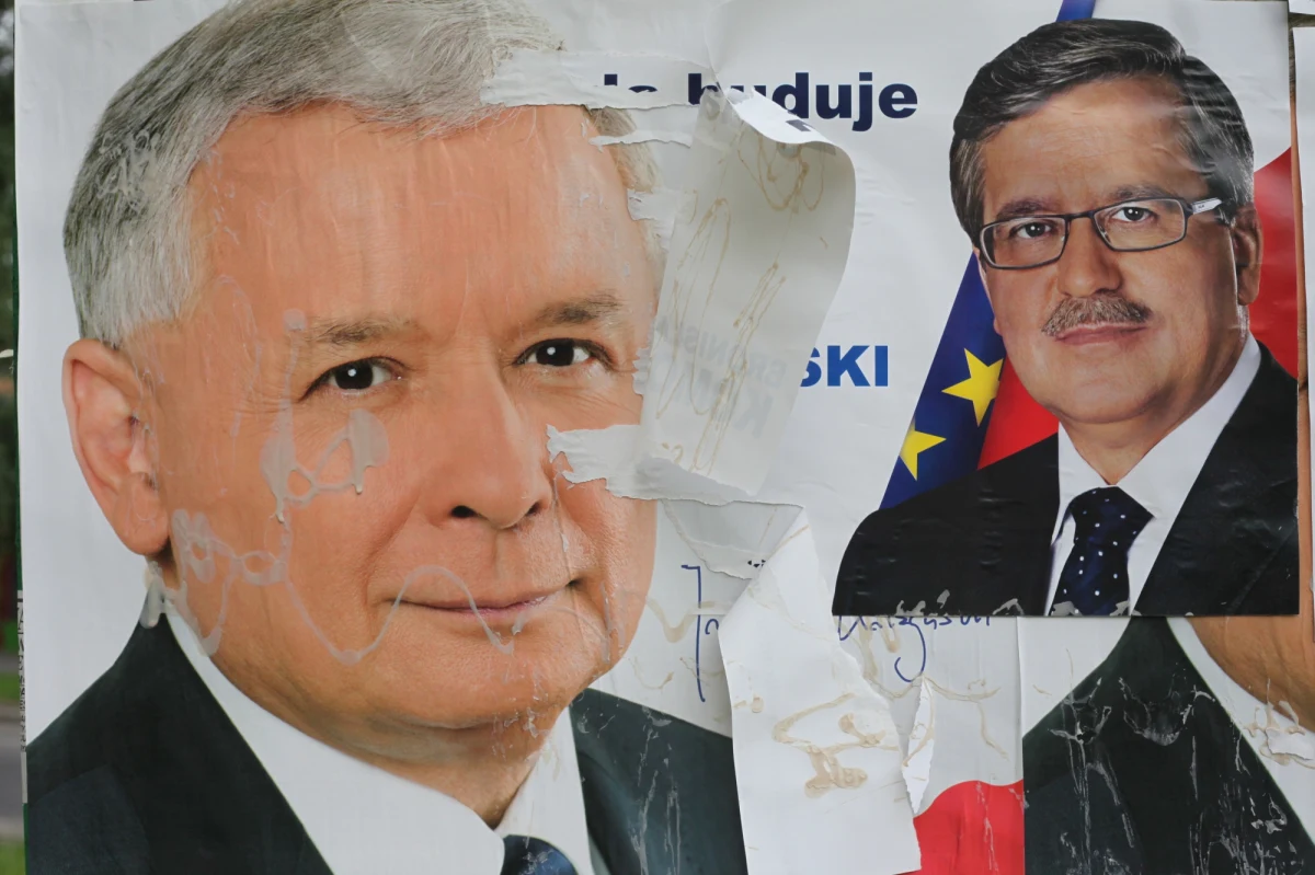 Za każde 100 złotych postawionych na zwycięstwo Bronisława Komorowskiego w wyborach prezydenckich zarobili po 35 złotych. Ci, którzy postawili u bukmacherów. Wygrana Jarosława Kaczyńskiego pozwoliłaby zarobić pięć razy więcej.