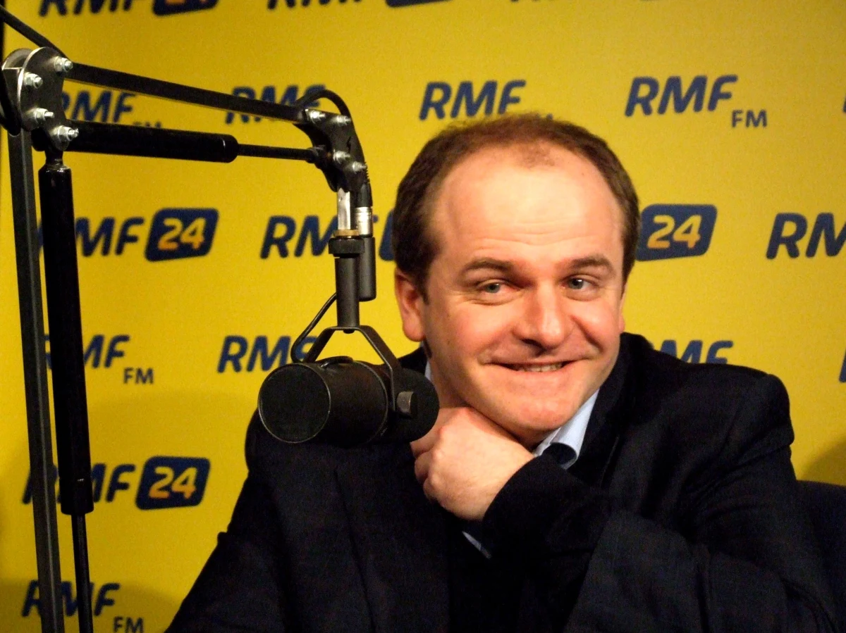 To błąd. Rosjanie sprawdzają nas, na ile ulegniemy presji - tak w Kontrwywiadzie RMF FM Paweł Kowal komentuje zatrzymanie Ahmeda Zakajewa, szefa emigracyjnego rządu Czeczenii. Nasze reakcje na naciski Rosji są obserwowane w Europie i odpowiednio oceniane - dodaje. Według niego, nie ma powodu robienia z Zakajewa terrorysty, "to polityk koncyliacyjny".