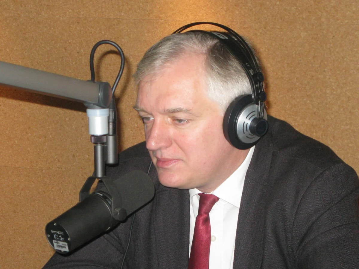 Zarzut, że Grzegorz Schetyna wykorzystuje służby przeciwko Palikotowi nadaje się do sądu. Albo marszałek musi ponieść konsekwencje, albo Palikot nie ma dowodów i rzuca słowa na wiatr - mówi gość Kontrwywiadu RMF FM Jarosław Gowin. - Pod znakiem zapytania jest start ludzi związanych z Palikotem z list PO w wyborach samorządowych. Zarząd powinien też rozważyć zawieszenie Palikota w funkcji szefa lubelskiej PO.