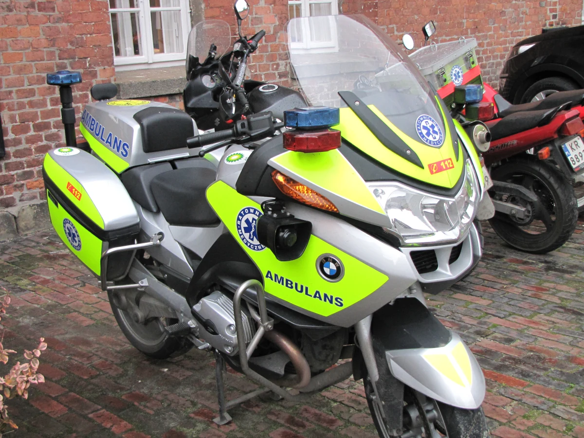 Koniec finansowych problemów ratowników na motocyklach w Krakowie. Fundacja R2, która właśnie zakończyła sezon, będzie mogła liczyć w przyszłym roku na stałe finansowanie swojej działalności - obiecuje prezydent miasta Jacek Majchrowski.