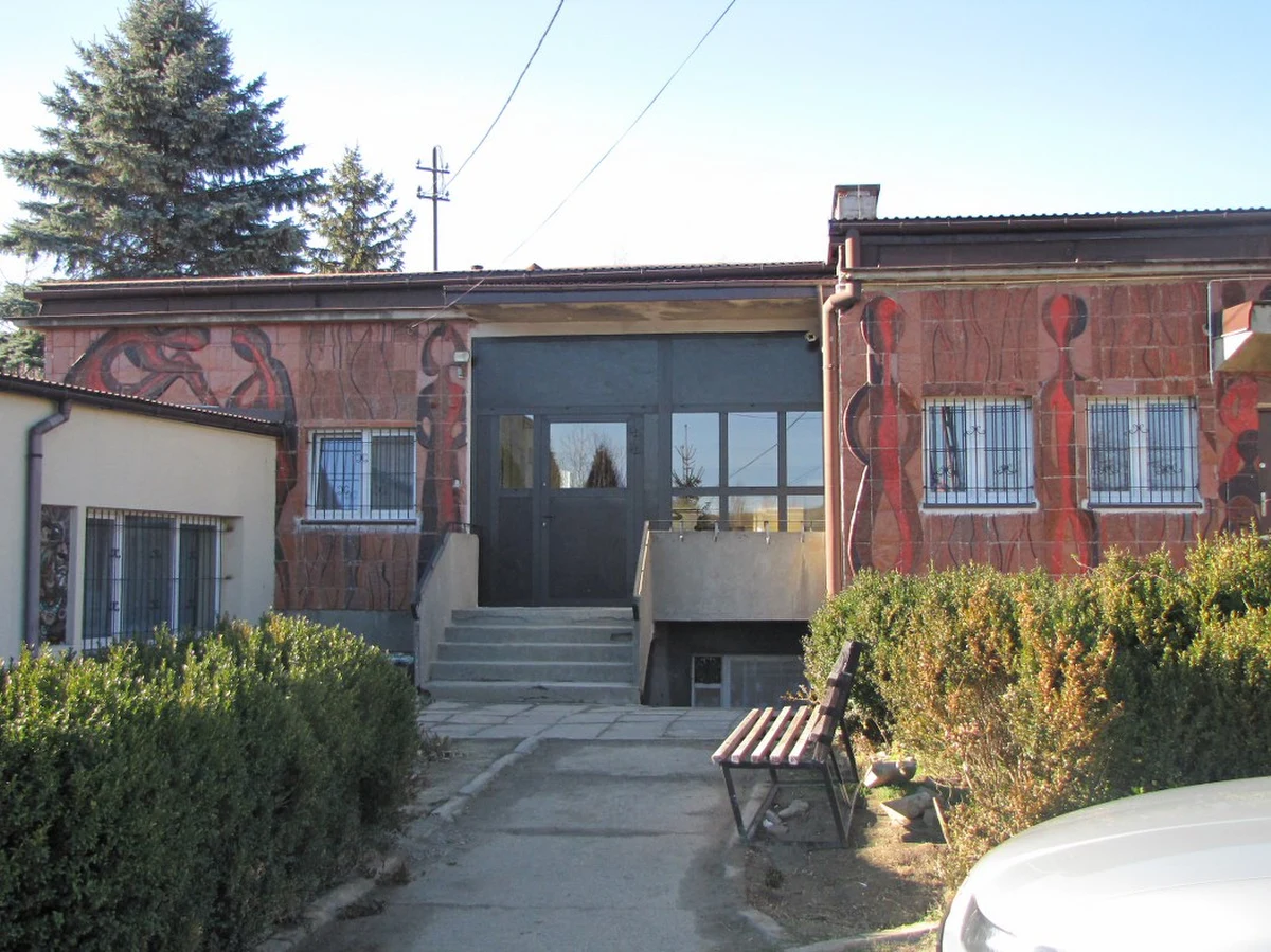 Rozpoczęła się kontrola Młodzieżowego Ośrodka Socjoterapii w małopolskiej Łysej Górze. Po informacjach o zbiorowym gwałcie na wychowance i próbie buntu kuratorium wysłało tam swoich urzędników. O sprawdzenie ośrodka zabiegały także policja i prokuratura.