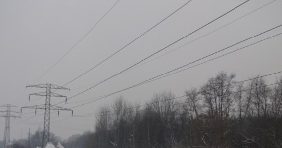 Zima dopiero się zaczyna, a pieniędzy na odśnieżanie już brakuje. Tak jest w Łodzi. Kończą się także pieniądze w Gdańsku. A w Sosnowcu zabrakło już soli.  W Poznaniu i Olsztynie nie ma już natomiast miejsca na składowanie śniegu.