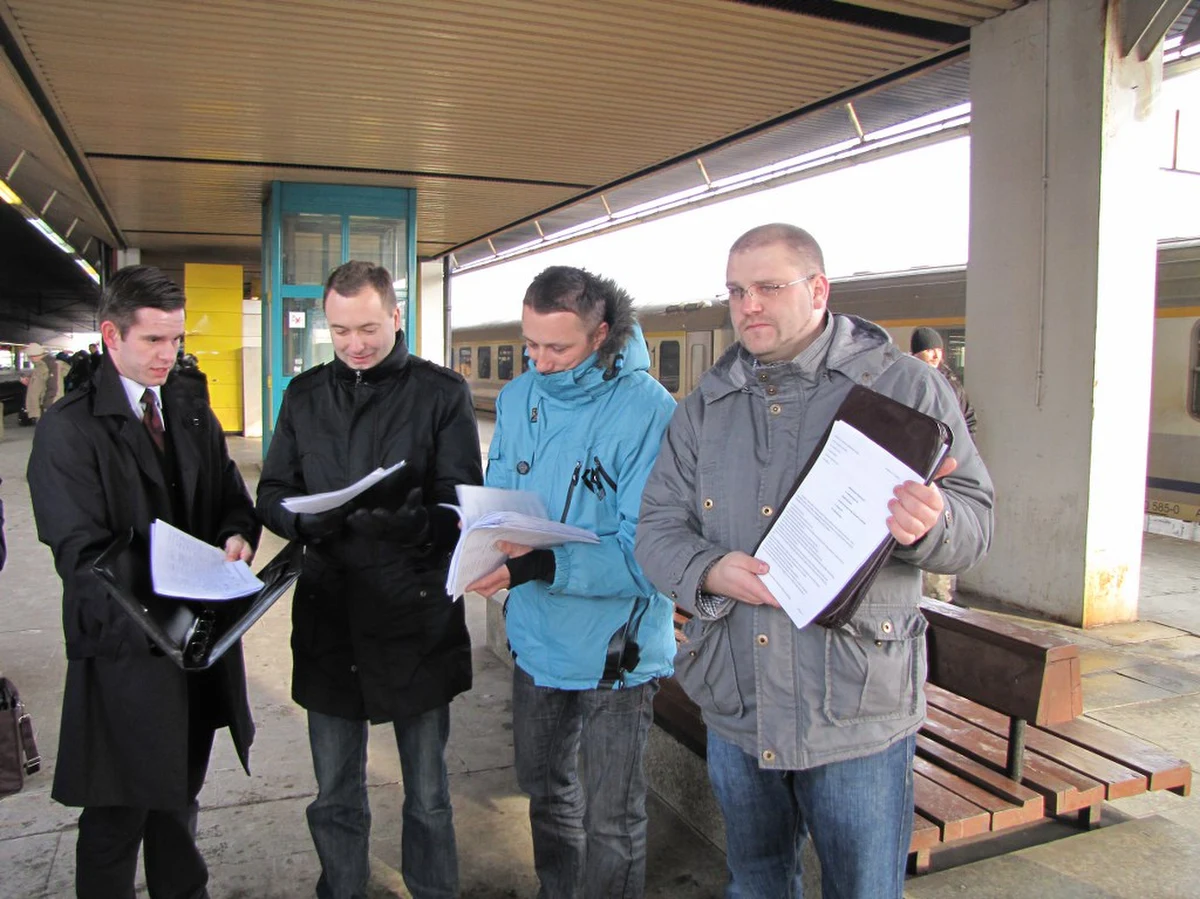 Cztery tysiące krakowian podpisało się pod apelem w obronie wschodniej obwodnicy Krakowa, która jest częścią trasy S7. Ministerstwo infrastruktury wyrzuciło inwestycję z planu budowy dróg na najbliższe lata. Odcinek trafił więc na listę rezerwową.