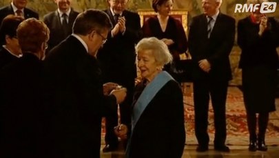 Wisława Szymborska odebrała Order Orła Białego