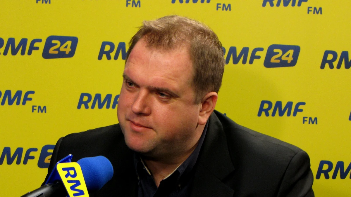 Premierowi trudno będzie wyrzucić Schetynę czy Gowina pod zarzutem szkodzenia partii, potrzebny jest pretekst. Jeżeli będzie, pluton egzekucyjny wykona rozkaz strzału - mówi w Przesłuchaniu w RMF FM Paweł Piskorski. Donald Tusk jest uosobieniem PO - dodaje. Jeżeli dojdzie do konfrontacji, partia na pewno nie wybierze Grzegorza Schetyny.