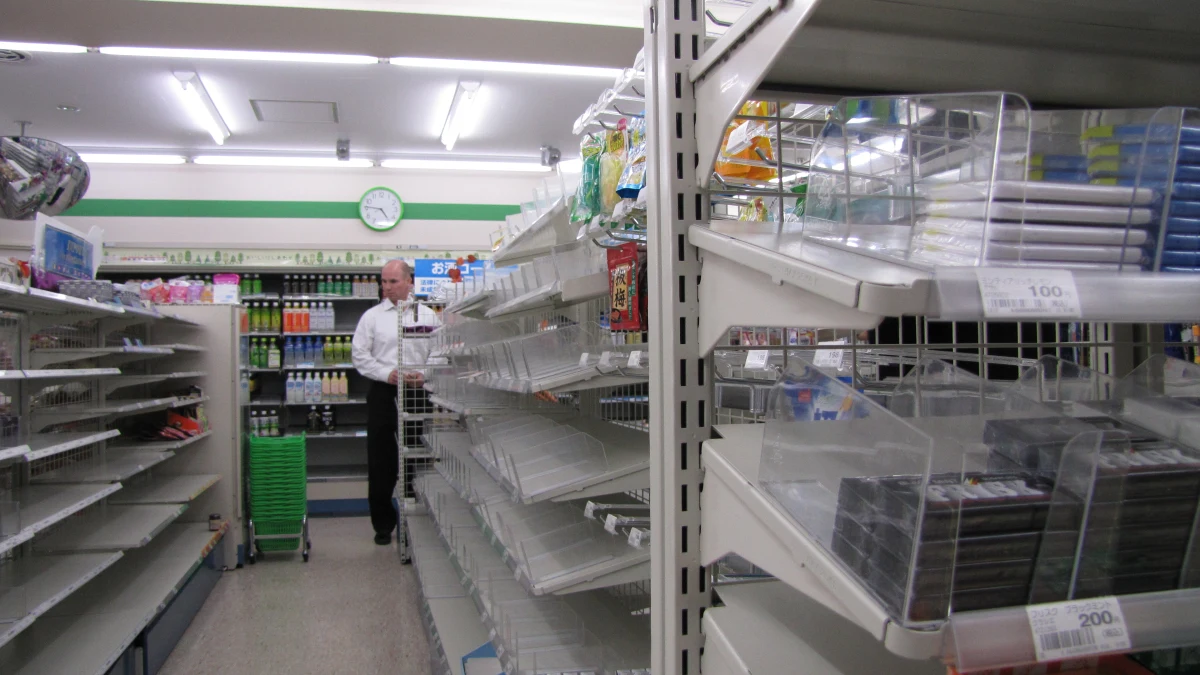 O 20 procent ograniczone dostawy prądu, o prawie jedną trzecią ograniczone kursowanie pociągów i wagonów metra, reglamentowane paliwo. Tak wygląda teraz rzeczywistość w Japonii. Jak sprawdził specjalny wysłannik RMF FM, prawdziwe są również doniesienia o pustych półkach w sklepach.