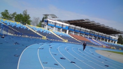 Stadion w Bydgoszczy po burdach pseudokibiców 