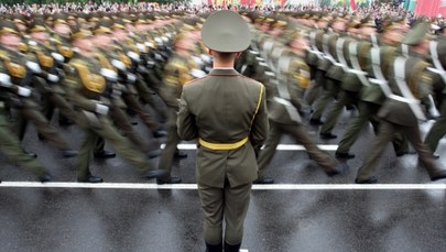 Łukaszenko odebrał defiladę wojskową w Dzień Niepodległości