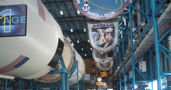 Na Przylądek Canaveral zjeżdżają wszyscy astronauci i pracownicy NASA, którzy pracowali przy 30-letnim programie lotów kosmicznych. Już jutro w swój ostatni rejs wyruszy prom Atlantis. Będzie to równocześnie ostatni w historii lot wahadłowca na Międzynarodową Stację Kosmiczną. Zobacz zdjęcia korespondenta RMF FM Pawła Żuchowskiego.