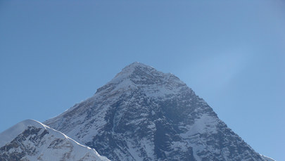 Władze Nepalu chcą ustalić dokładną wysokość Mount Everestu