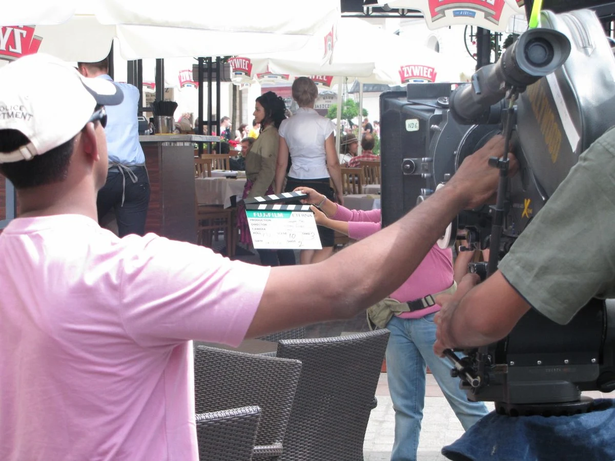 Dziś w Krakowie rozpoczynają się zdjęcia do kolejnego, po realizowanej w zeszłym roku superprodukcji "Aazaan", bollywoodzkiego filmu zatytułowanego "Yeh Hai Jo Mohabbat". Przez sześć dni, do 24 lipca ekipa filmowców z Indii będzie realizowała zdjęcia w obrębie Starego Miasta. Później plan filmowy zostanie przeniesiony do Zakopanego.