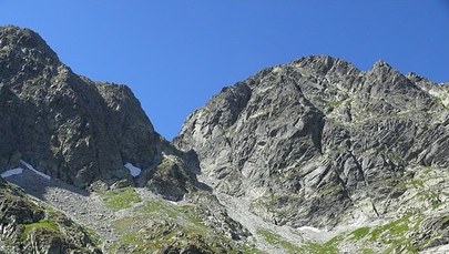 Turystka spadła ze szlaku na Zawrat w Tatrach