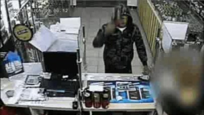 Poszukiwania bandyty, który napadł na sklep
