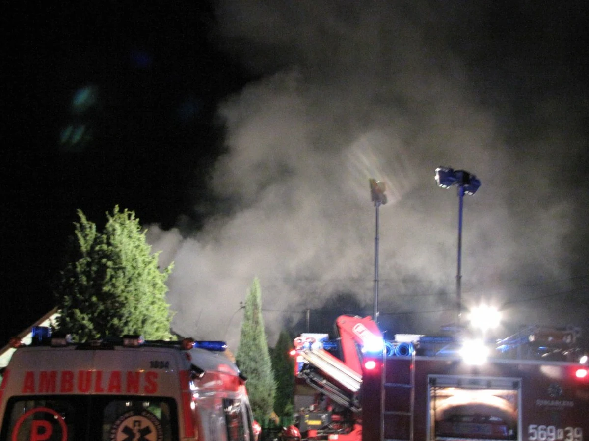 To może być kluczowy dowód w śledztwie w sprawie katastrofy cessny do jakiej doszło w ostatnią niedzielę w Krakowie - Nowej Hucie.  Jak dowiedzieli się reporterzy śledczy RMF FM, policja ma film na którym zarejestrowany jest fragment lotu awionetki.