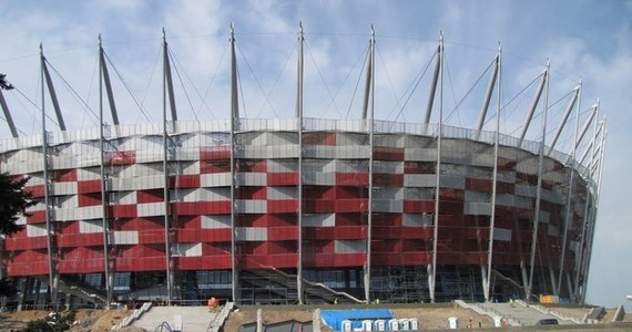 Na Stadionie Narodowym trwają przygotowania do odbioru technicznego, który jest konieczny do otwarcia areny. Przeprowadzane są między innymi testy obciążeniowe schodów. Zakończenie budowy zaplanowano na 30 listopada.