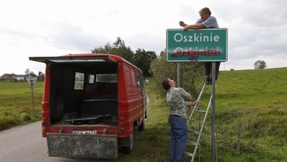 Puńsk: Demontaż zdewastowanych tablic