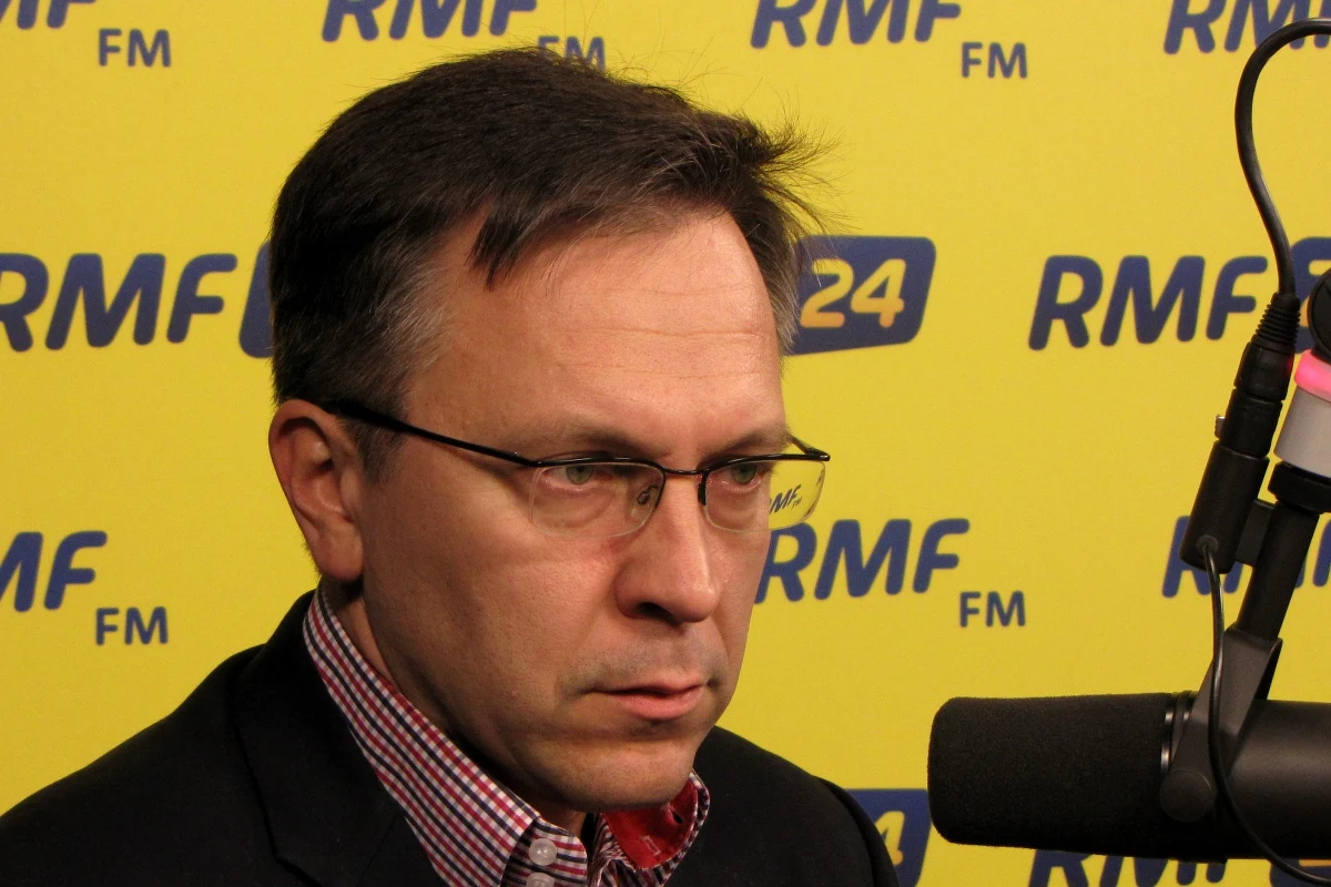 "Cuda się zdarzają, ale rzadko. Na cud bym nie liczył. Kryzys do nas przyjdzie. Trzeba przygotować się mentalnie na to, że idą trudne czasy" - mówi gość Kontrwywiadu RMF FM Krzysztof Rybiński. "Polska nie przeprowadziła wystarczających reform, w 2013, zielona wyspa przejdzie do historii. Zniesiemy to gorzej niż w 2009. Będziemy mieli recesje. Wielu Polaków straci pracę, zmaleje wartość oszczędności. Idą trudne czasy" - przewiduje Rybiński.