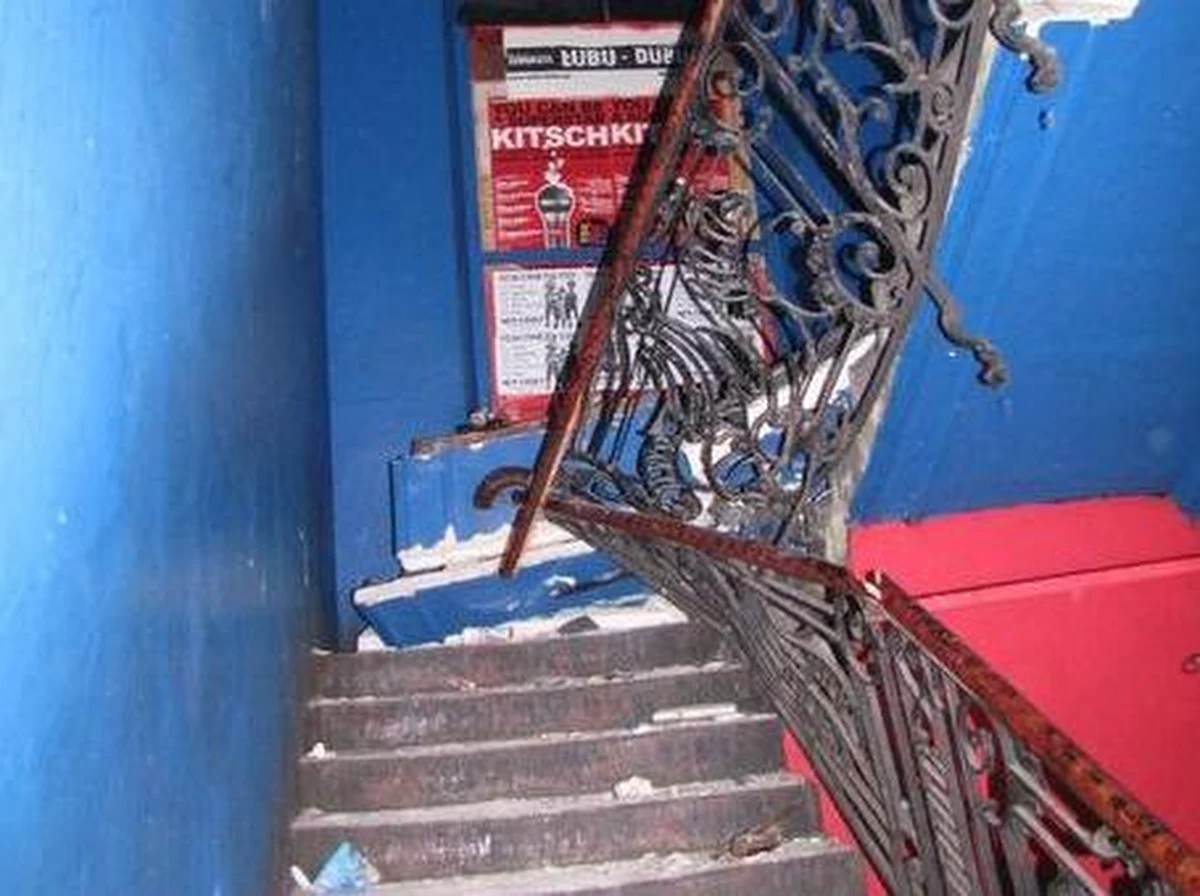 Krakowska straż pożarna rozpoczęła kontrole klubów muzycznych i dyskotek. Przez pół roku, pod względem bezpieczeństwa, sprawdzonych zostanie kilkaset miejsc w całym mieście. 