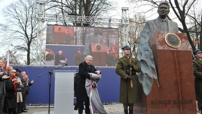 W Warszawie odsłonięto pomnik Ronalda Reagana