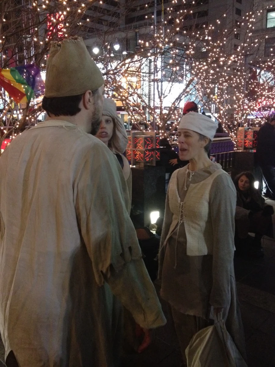 W Nowym Jorku trwa nietypowy protest performerów, aktorów, mimów, pisarzy  i muzyków. Nowojorscy artyści rozpoczęli 24 godzinną okupację Broadway'u. Niewiele ma to jednak wspólnego z protestami w ramach ruchu Okupuj Wall Street.
