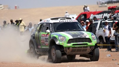 Dakar: Peterhansel wygrywa 11. etap, dobra jazda "Hołka"
