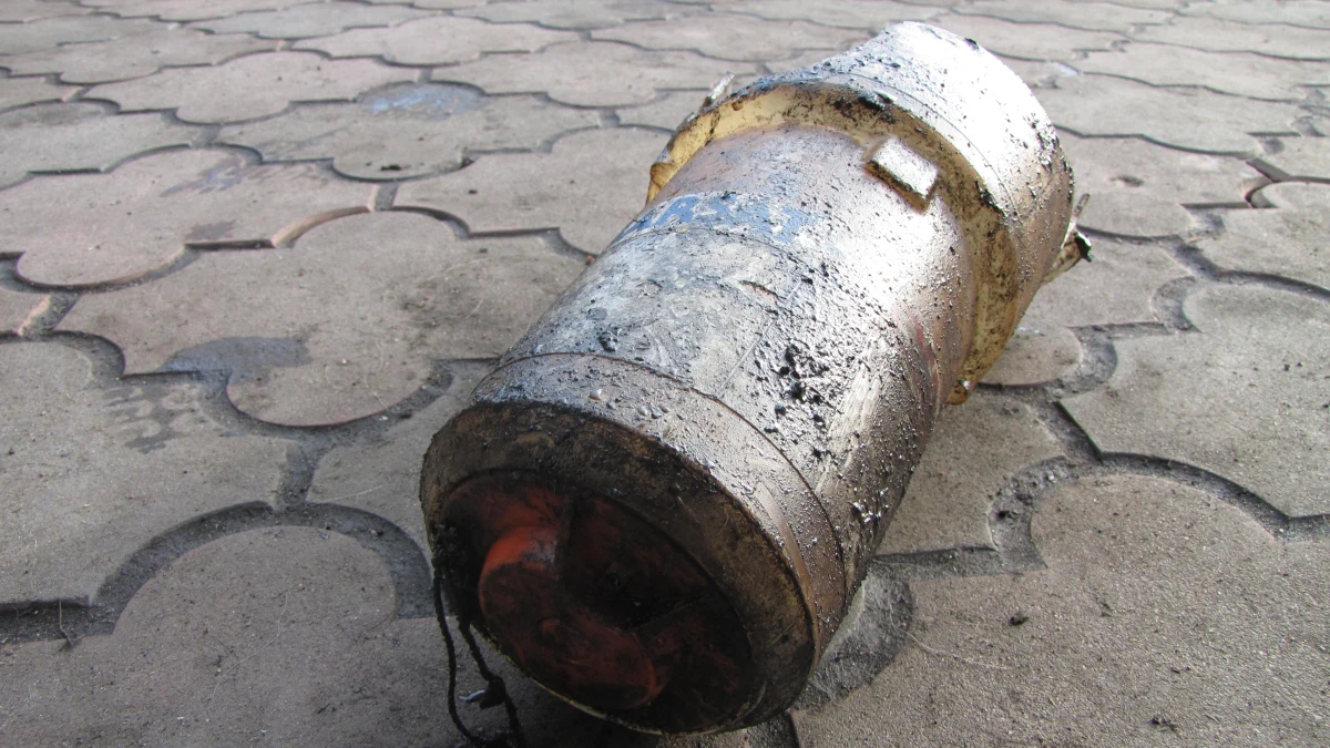 Fałszywy alarm SOS i prawdziwa akcja ratunkowa z udziałem helikoptera Marynarki Wojennej. Wszystko przez rozbieraną na złomowisku radioboję, czyli sprzęt montowany między innymi w samolotach wysyłający sygnał, gdy dojdzie do katastrofy.