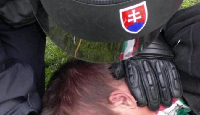 Słowacka policja zlała Węgrów