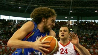 Polscy koszykarze trenują obronę i rzuty z dystansu