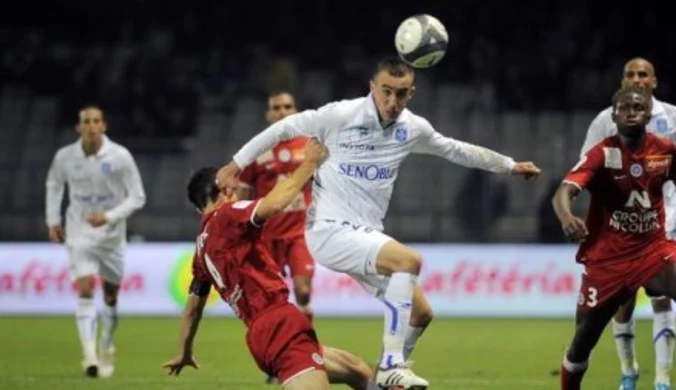 Ligue 1: Zwycięstwo Auxerre, aktywny Jeleń