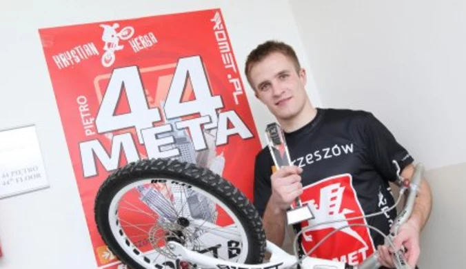 Nowy rekord Krystiana Herby - 44 pietra w 26 minut!