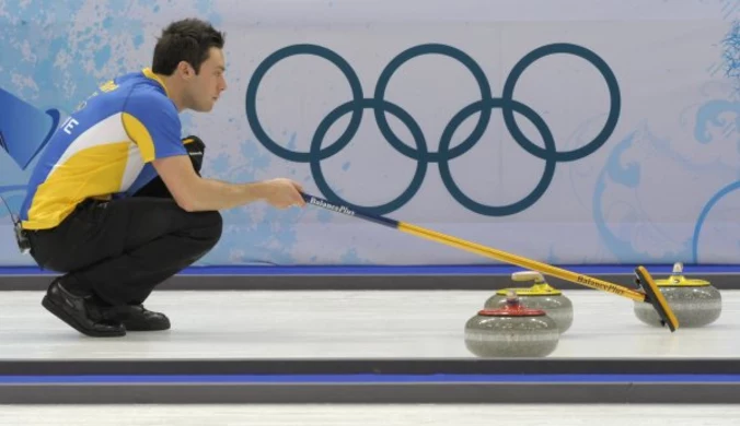 Curling: Szwedzi w półfinale po dogrywce