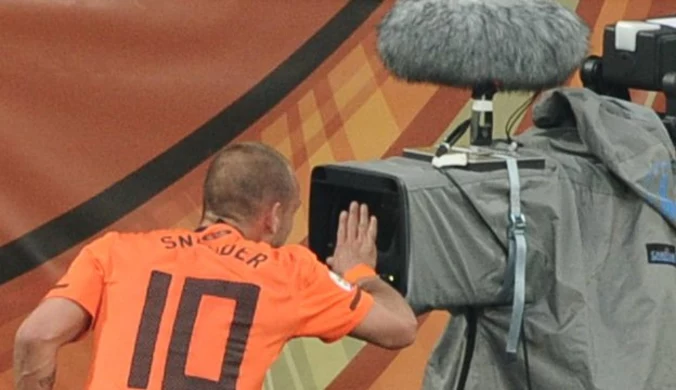 FIFA: Sneijder strzelił dwa gole Brazylii!