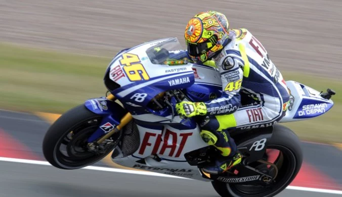 Motocyklowa GP: Rossi piąty w kwalifikacjach