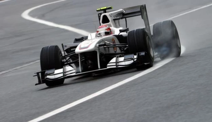 Kobayashi zostaje w zespole Sauber-Ferrari