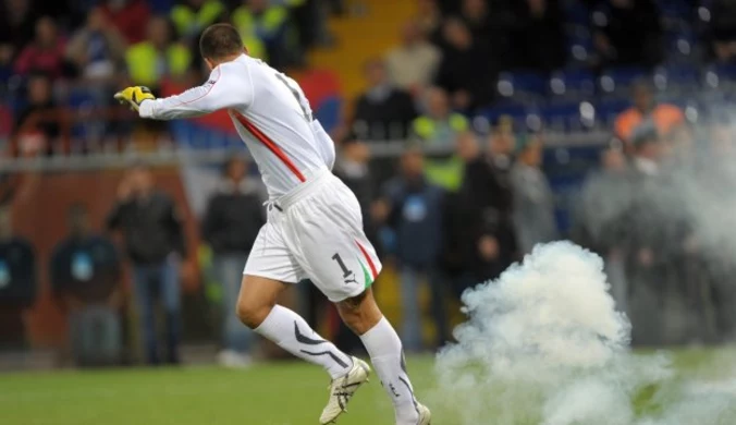 Skandal w w Genui. Przerwany mecz Włochów z Serbami