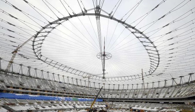 Prezydent Komorowski zaprasza do loży na Stadionie Narodowym