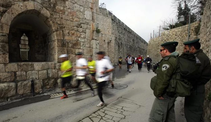 Nadzwyczajne środki bezpieczeństwa podczas maratonu w Jerozolimie