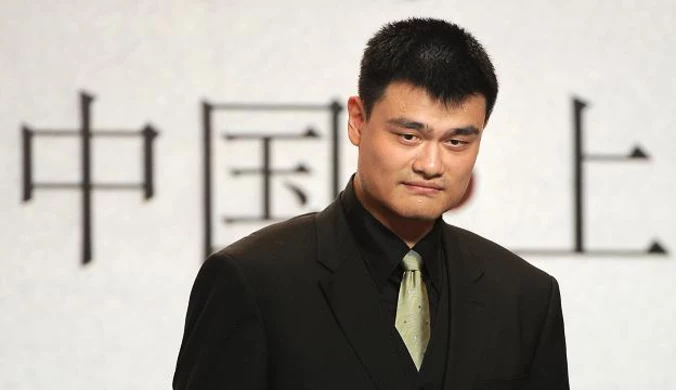 Yao Ming pożegnał się z koszykówką