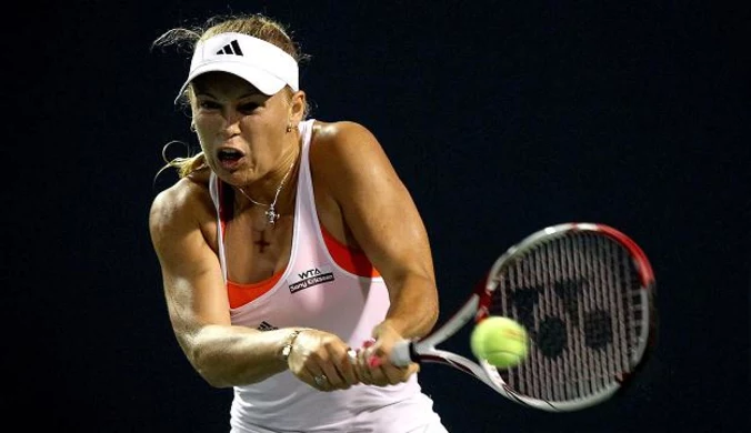 WTA w New Haven: Wozniacki z Cetkovską w finale